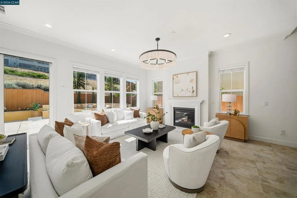 Photo of 1124 Rosamund Dr