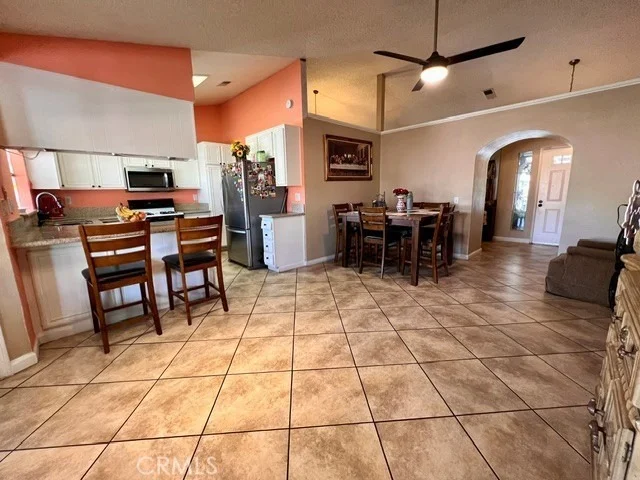 Photo of 37469 Cambridge Lane