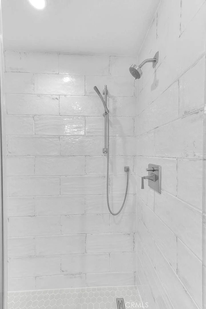 Photo of 5606 Dover Street