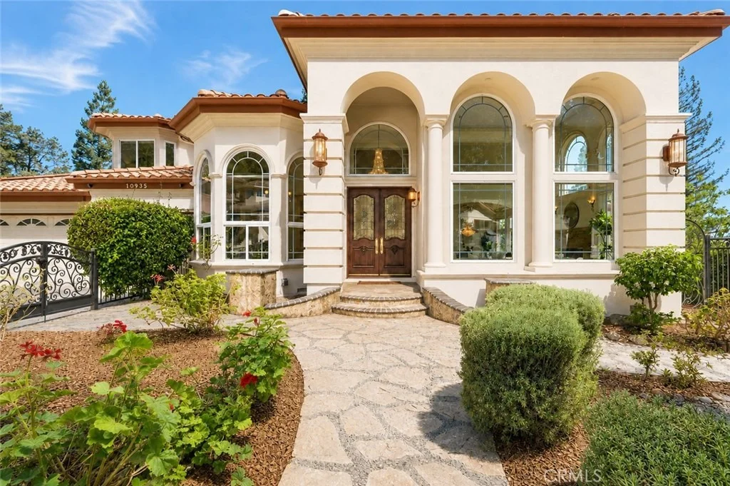 Photo of 10935 Miramonte