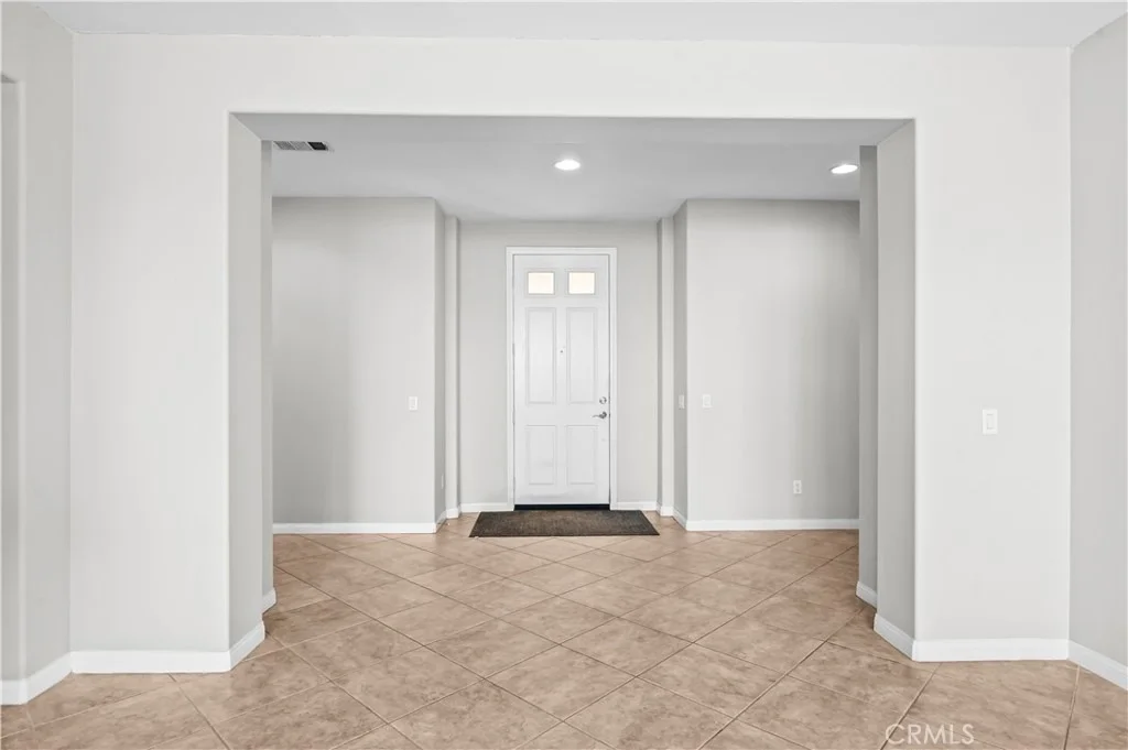 Photo of 17920 Log Hill