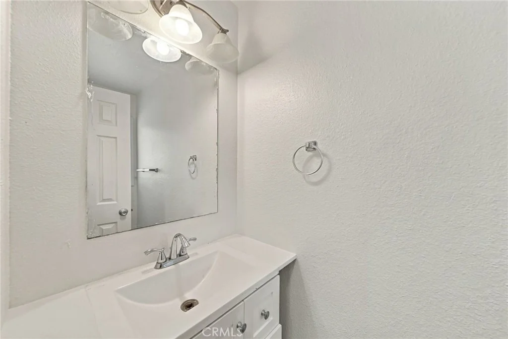 Photo of 18707 Lull