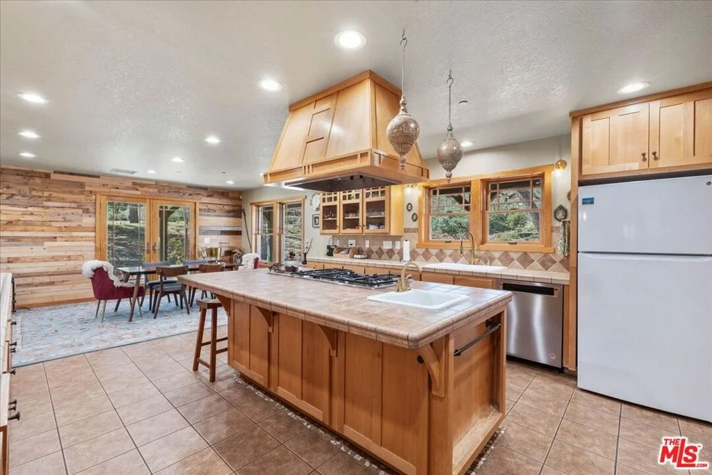 Photo of 28200 Pine Canyon Road