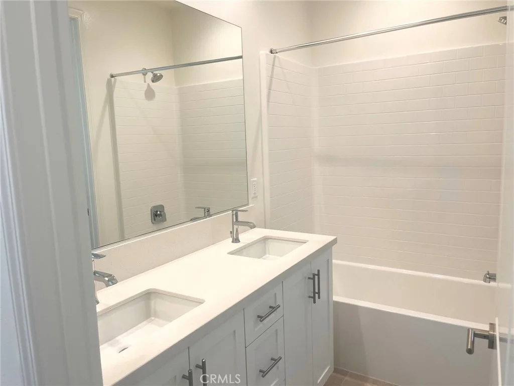 Photo of 523 Tracy Place