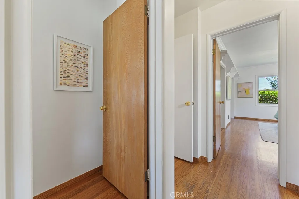 Photo of 868 Stevely