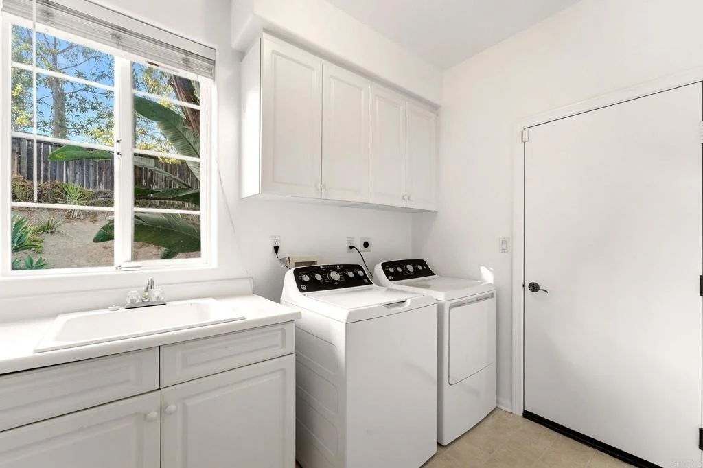Photo of 2602 Canyon Crest Drive