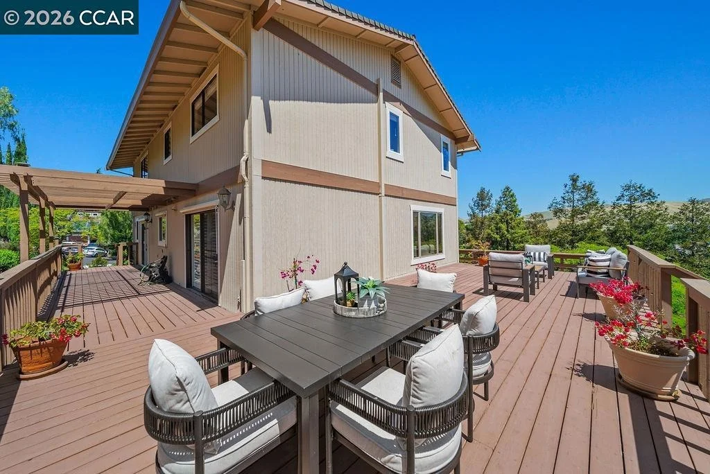 Photo of 5787 Lewis Way