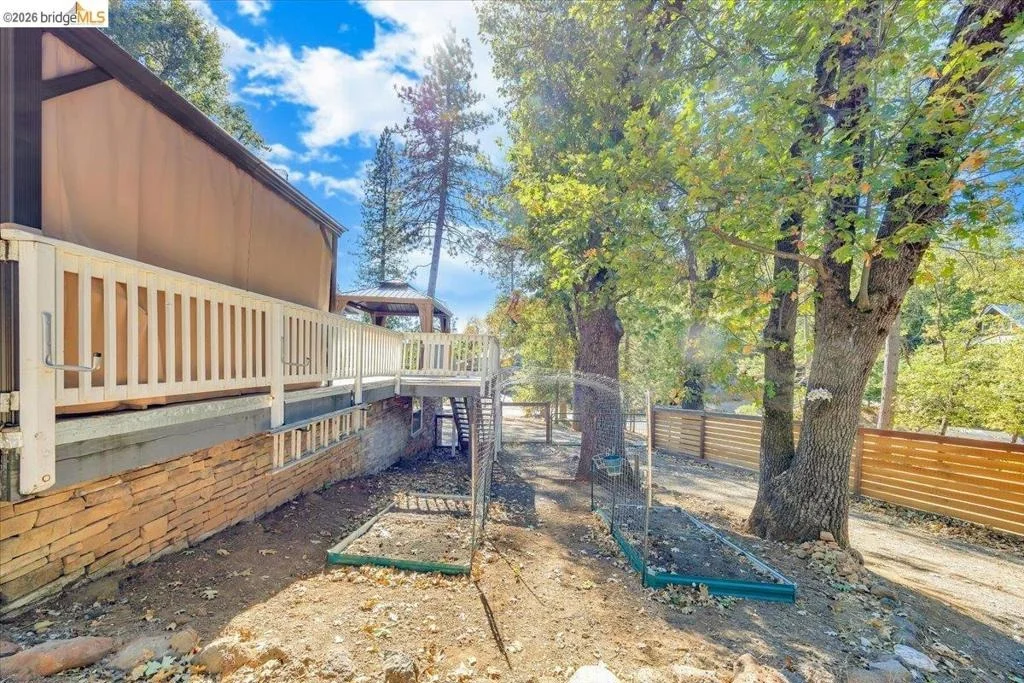 Photo of 5827 Lookout Ct