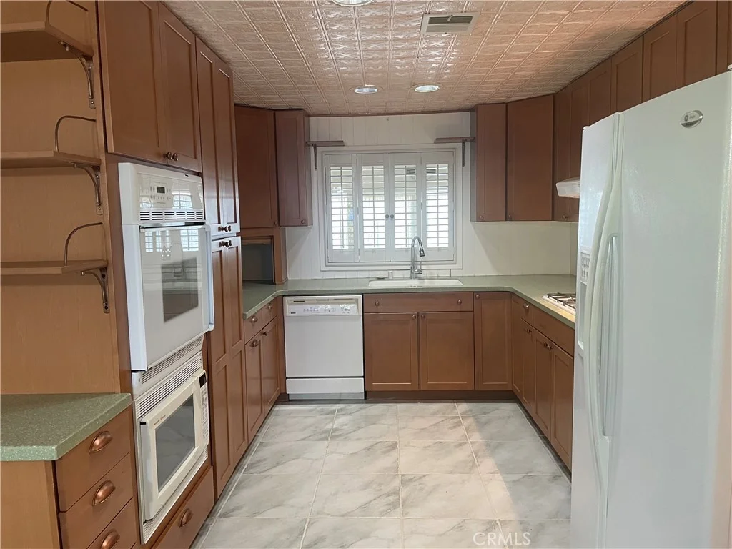 Photo of Unit 28 at 4747 Oak Crest Road
