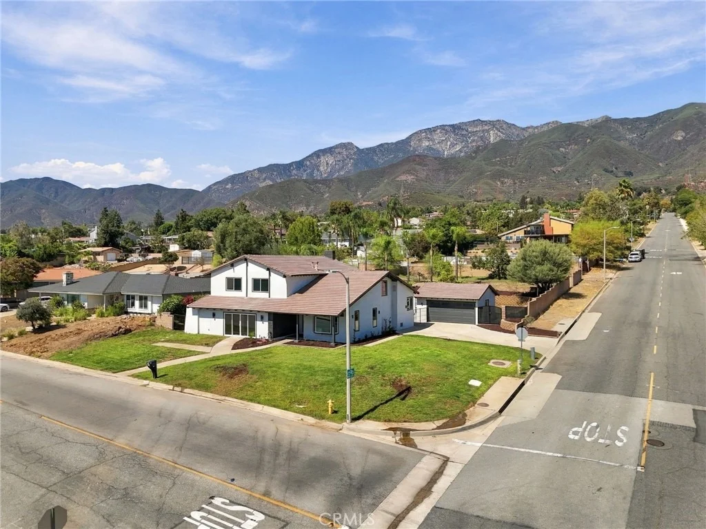 Photo of 9086 Hillside