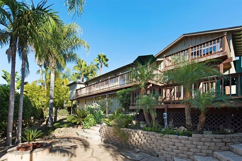 Photo of 837 Sunset Drive