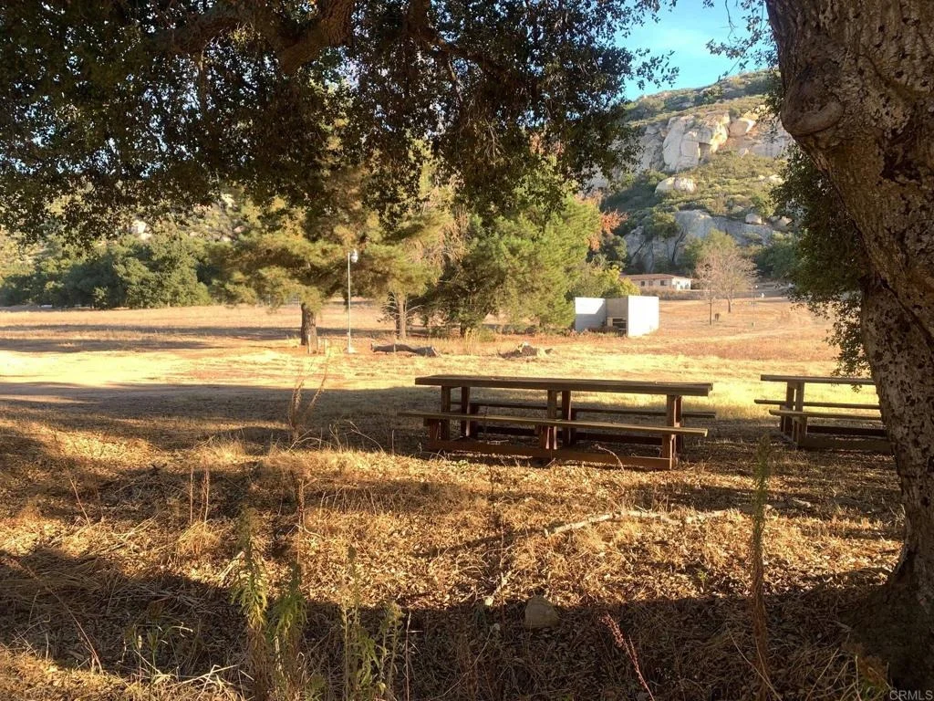 Photo of 24352 Featherstone Canyon Rd