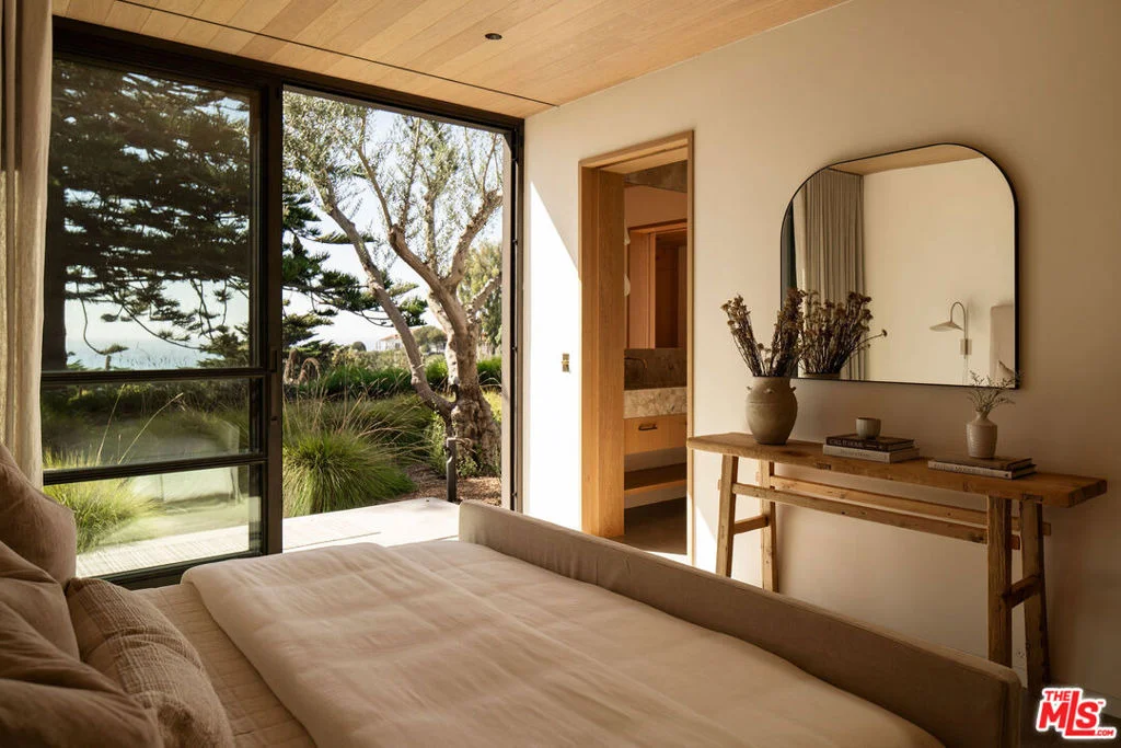 Photo of 3150 Sea Cliff