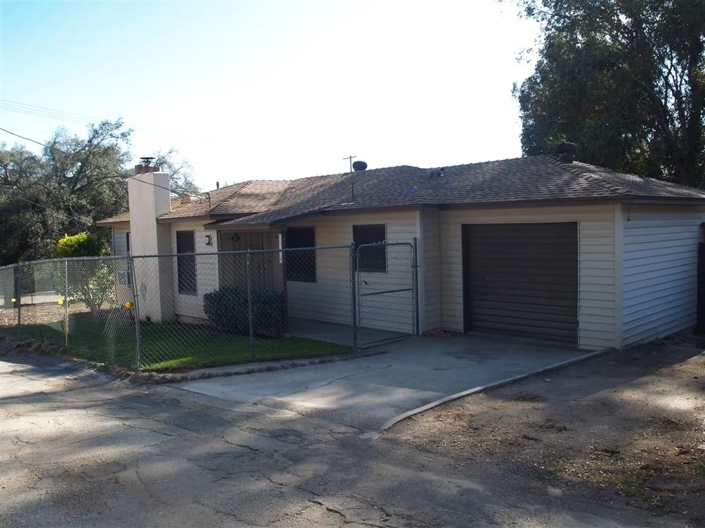 Photo of 1390 Willowside Terrace