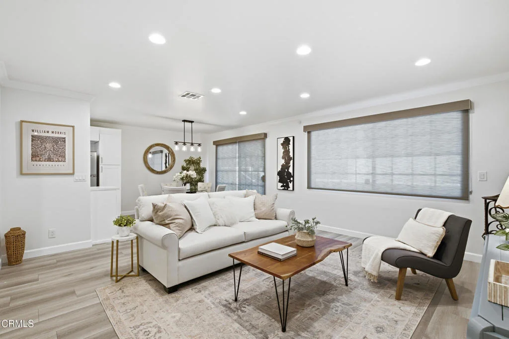 Photo of Unit 7 at 10274 Tujunga Canyon Boulevard