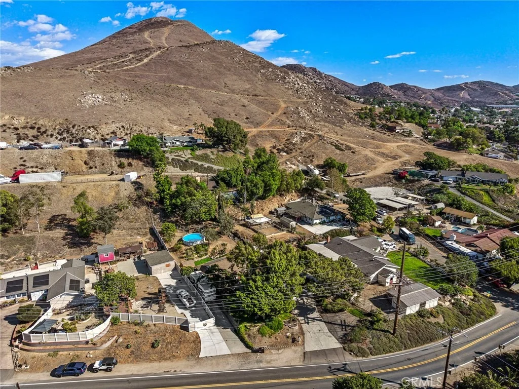 Photo of 4581 Crestview Drive