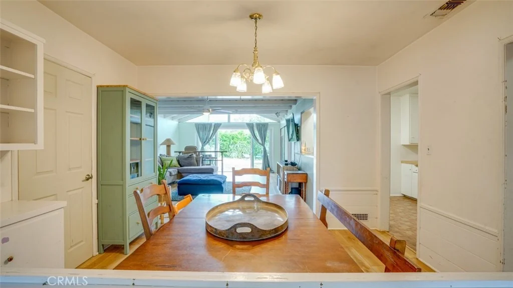 Photo of 330 S Griffith Park Drive
