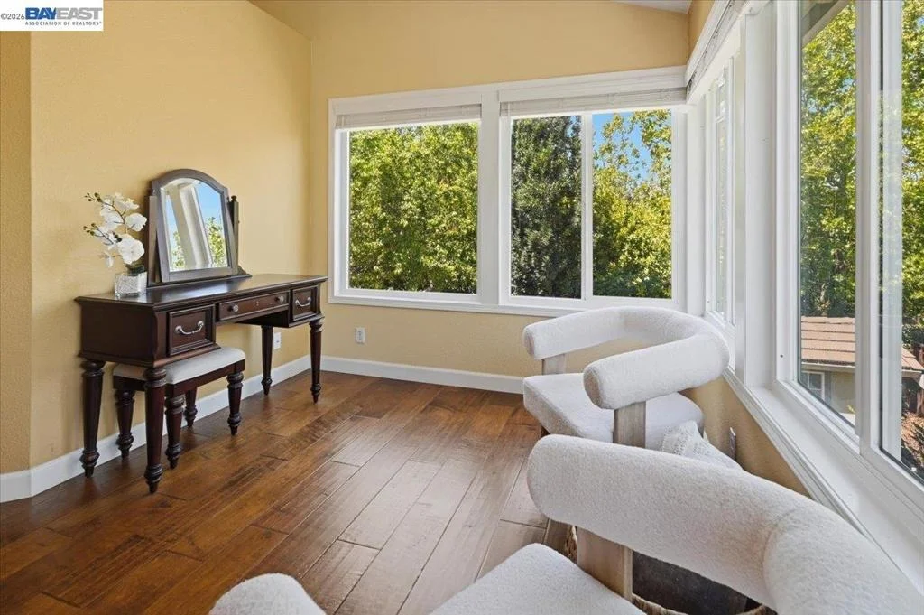 Photo of 3766 Valley View Way