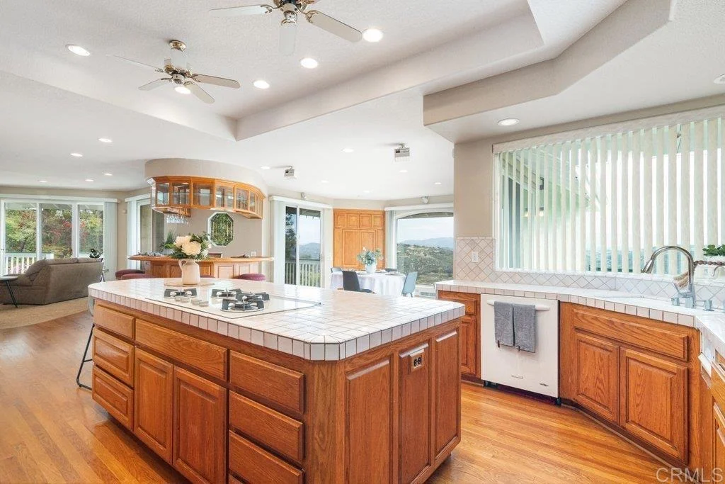 Photo of 4327 Hollyhill Road