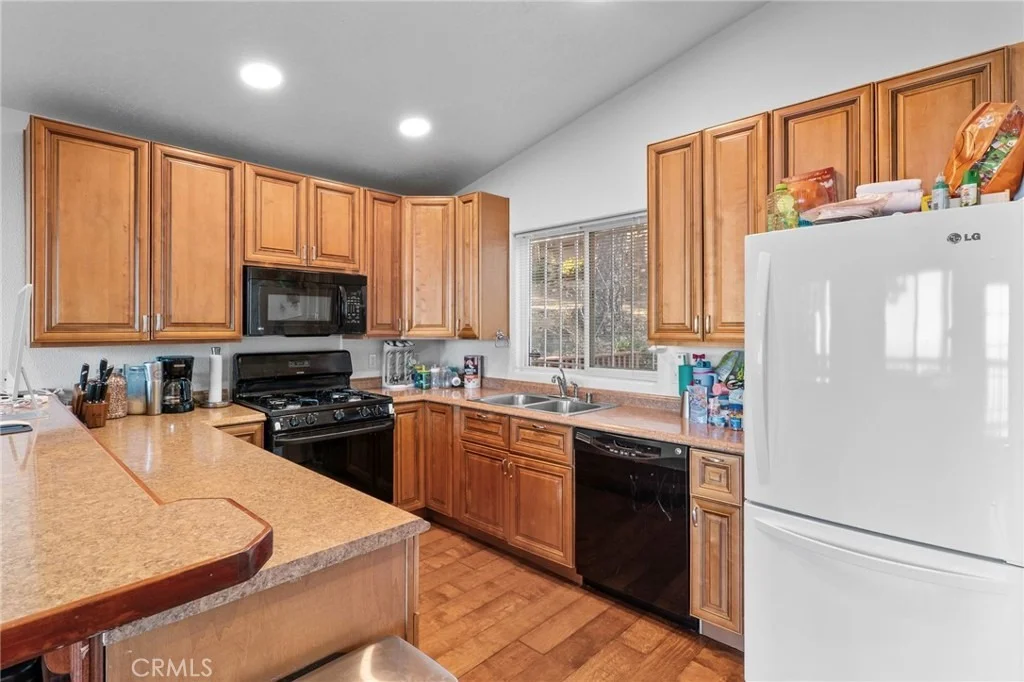 Photo of 23377 Crestview