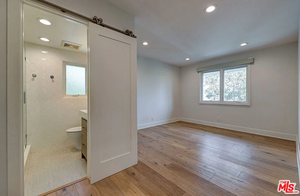 Photo of 10832 Wrightwood Lane