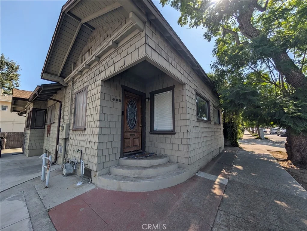 Photo of 408 E Del Mar Boulevard
