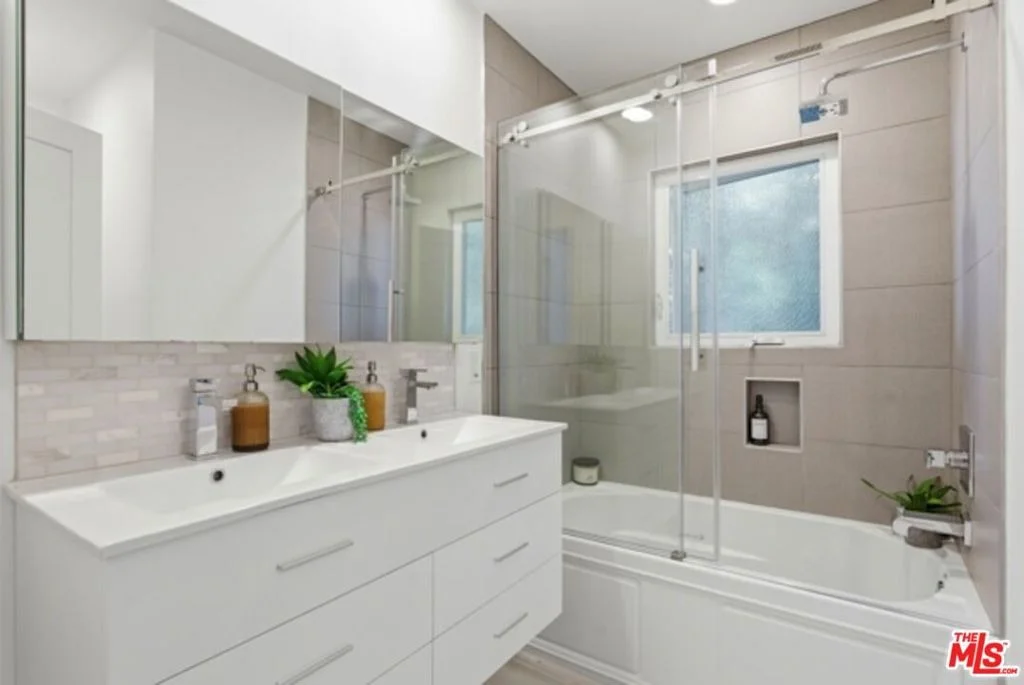 Photo of 7546 Devista Drive
