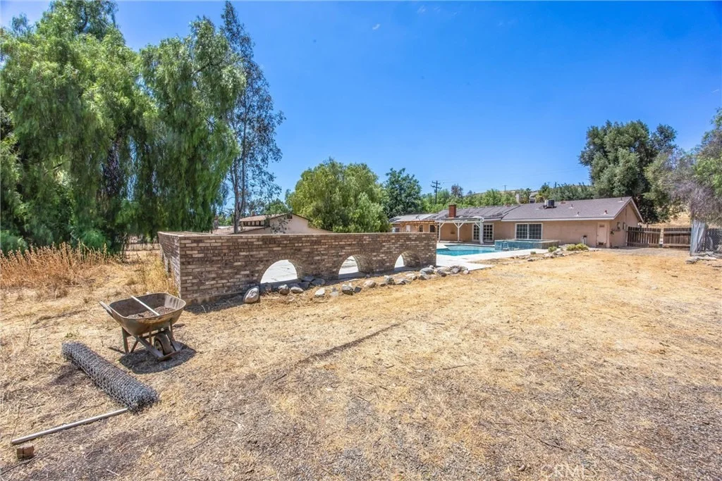 Photo of 9099 Cajalco