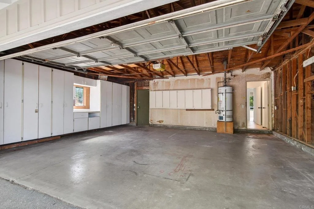 Photo of 37985 Avenida Bravura