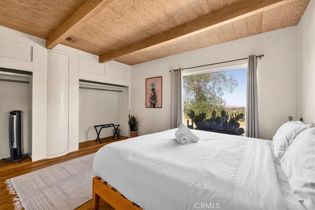 Photo of 55183 Cooper Lane