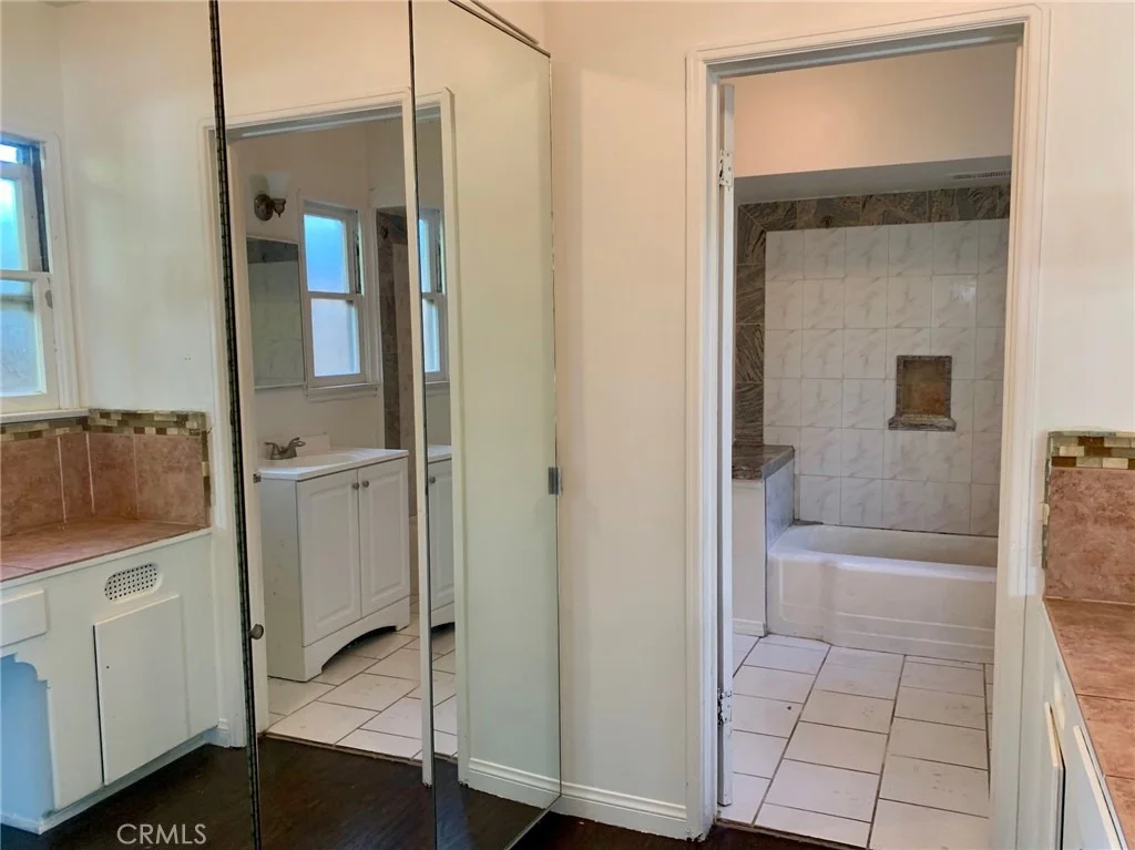Photo of 8144 Valdina