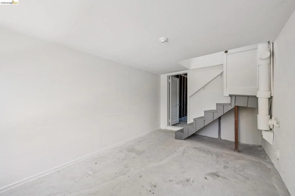 Photo of 736 Key Route Blvd