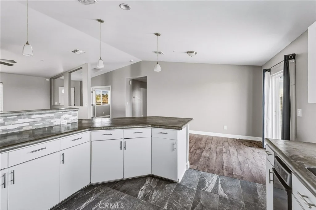 Photo of 3788 Olivera