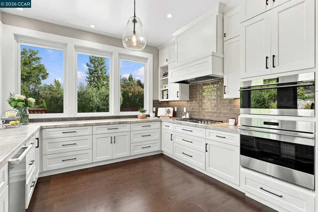 Photo of 180 High Eagle Rd