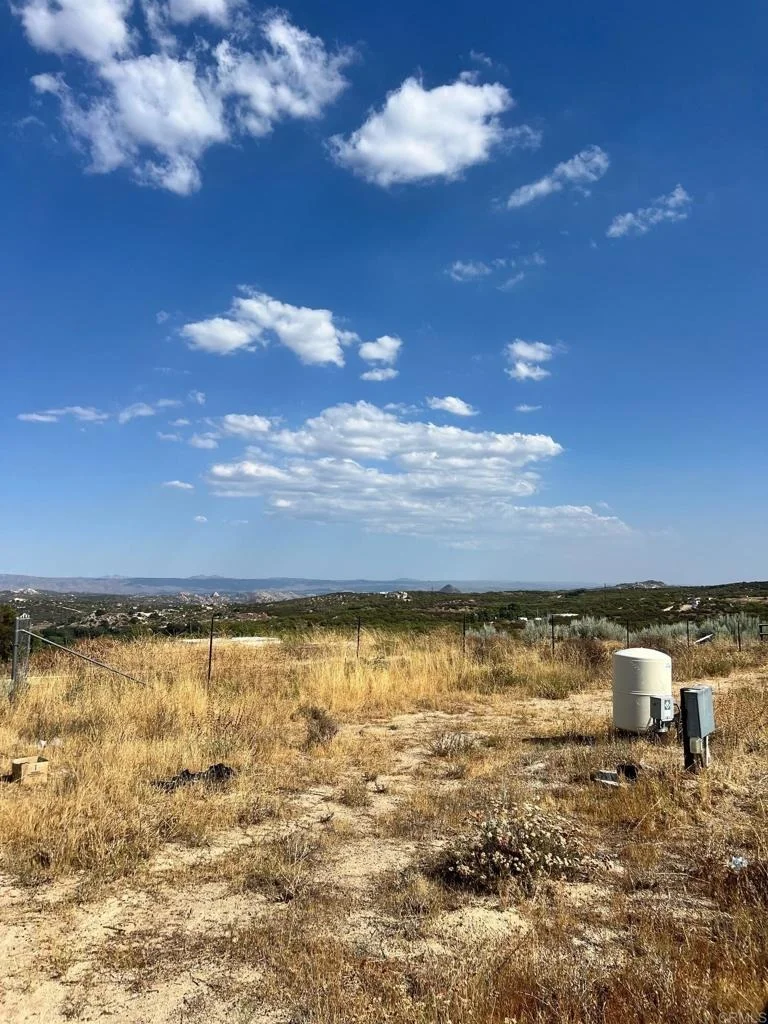 Photo of 2175 Tierra Del Sol Road