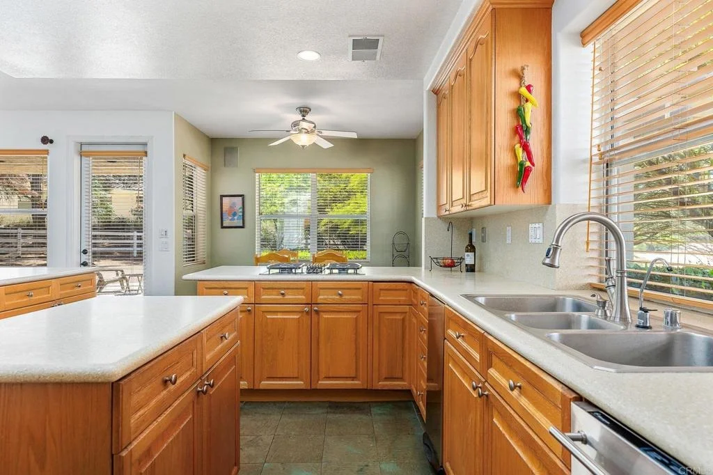 Photo of 2445 Southern Oak Road