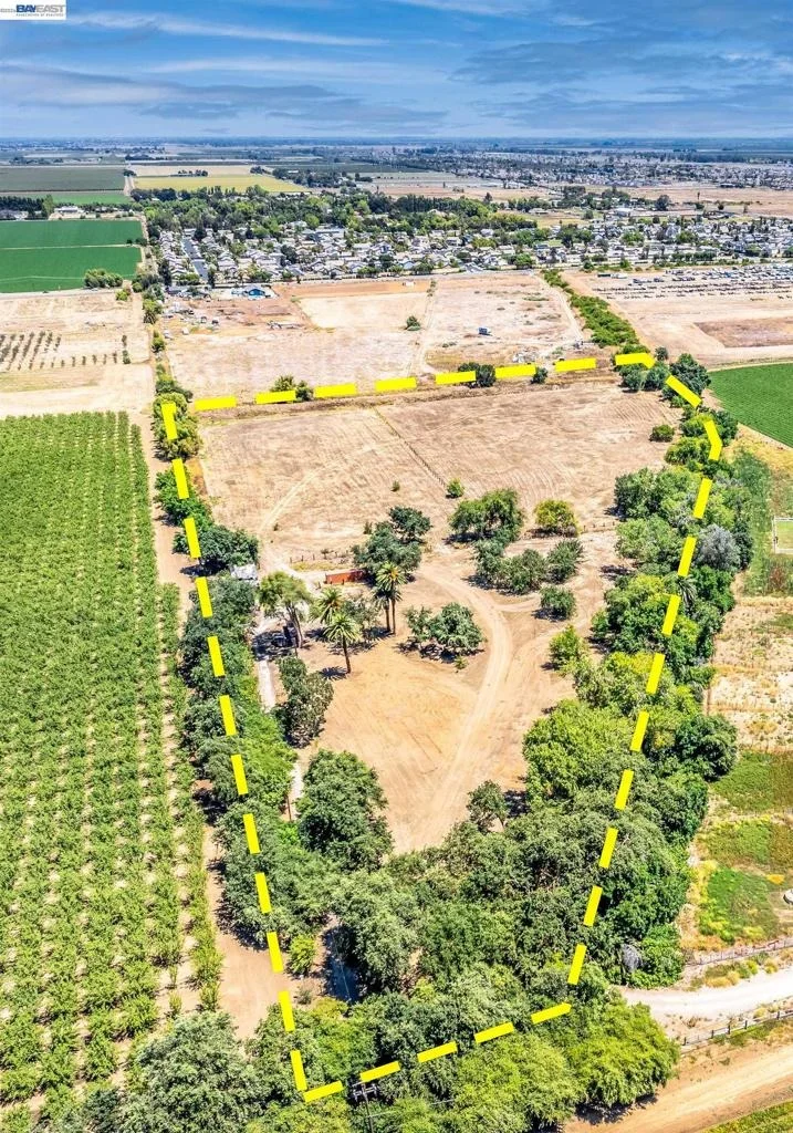 Photo of 3515 Kellogg Creek Rd