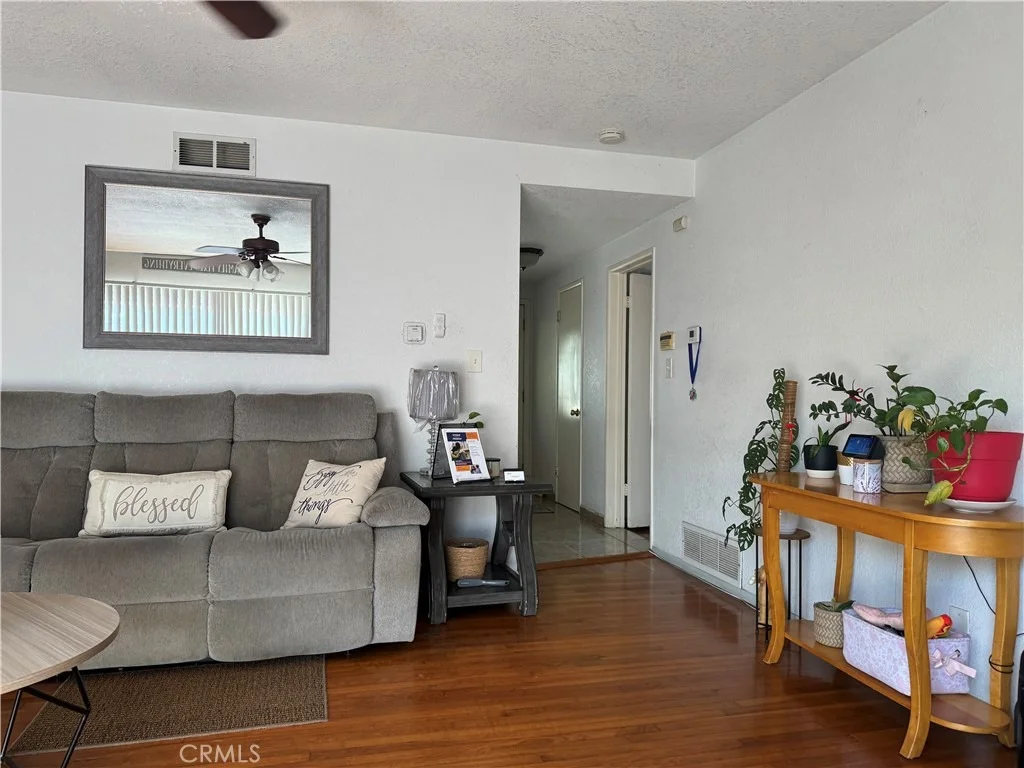 Photo of 6170 Downey Avenue
