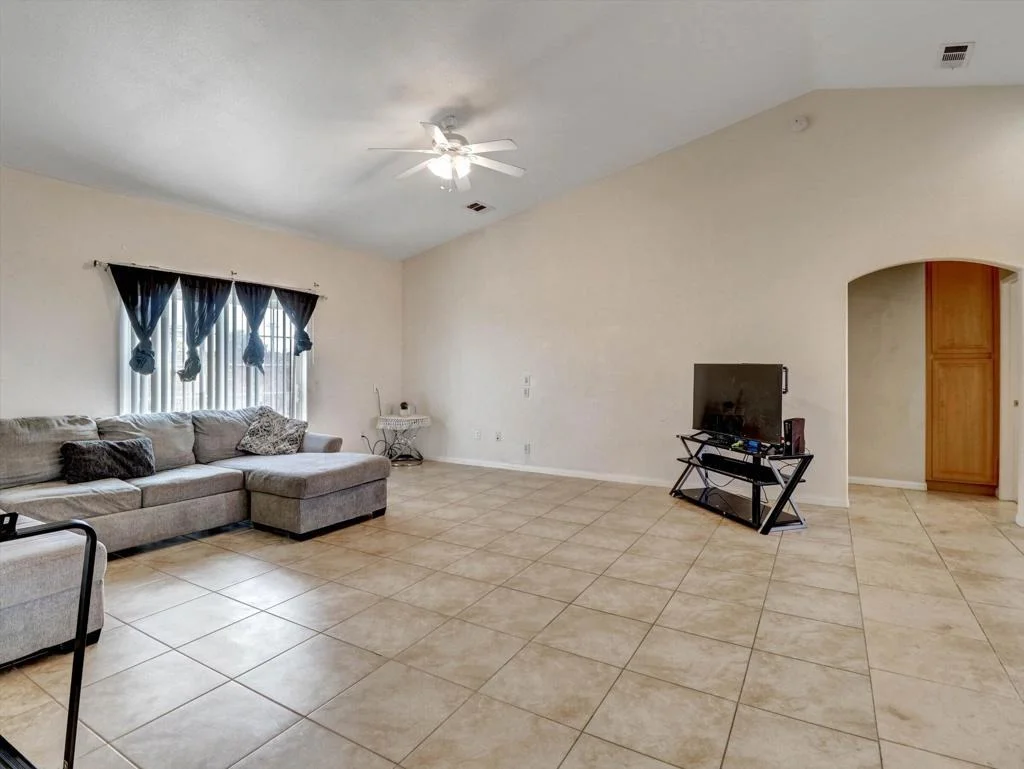 Photo of 1081 Aberdeen Drive