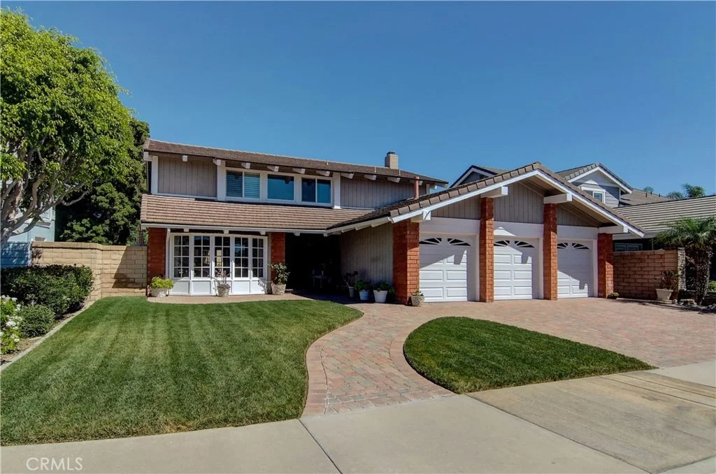 Photo of 8391 Deepcliff Drive