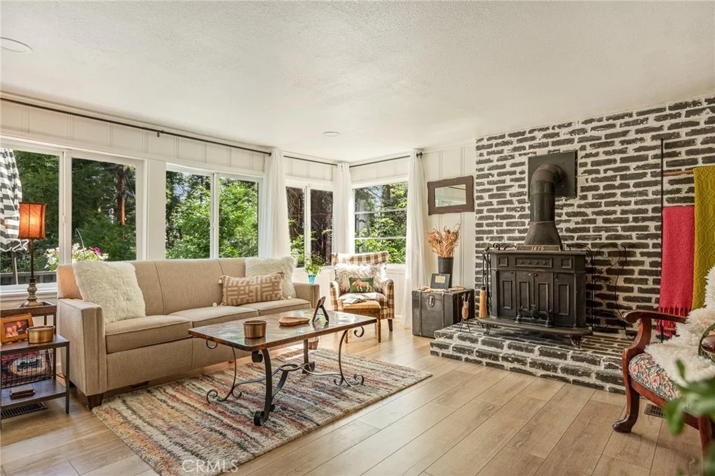 Photo of 660 Spring Drive
