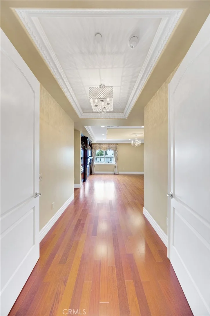 Photo of 2041 S 6th