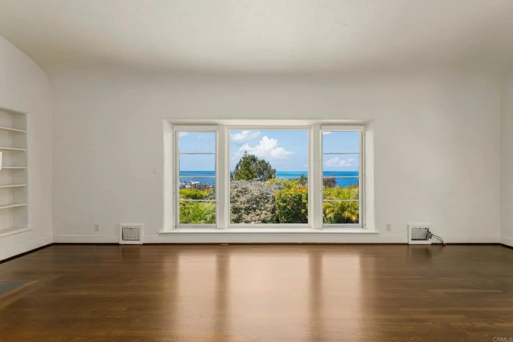 Photo of 1406 La Jolla Knoll