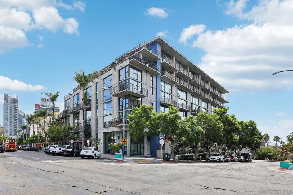 Photo of Unit 310 at 1780 Kettner Blvd