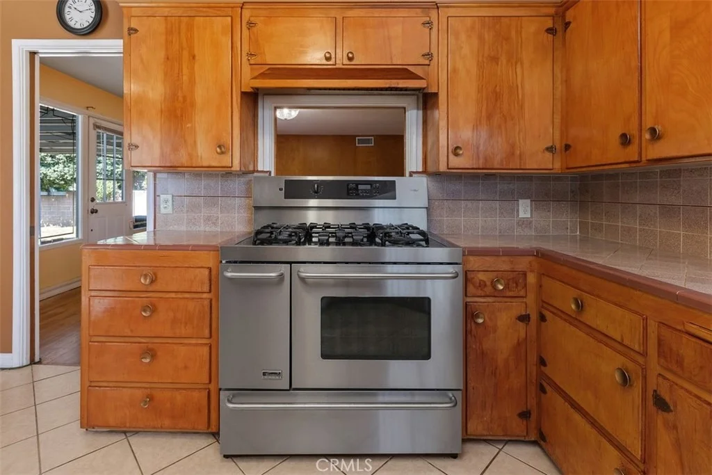 Photo of 417 E Cornell