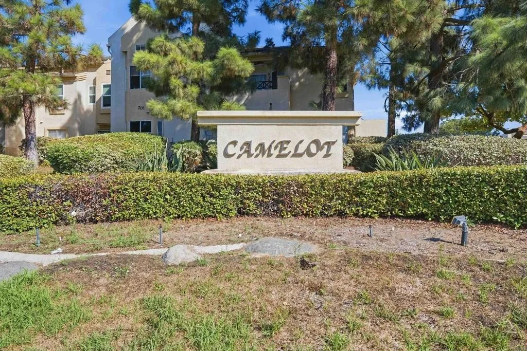 Photo of Unit 102 at 2035 Lakeridge Circle