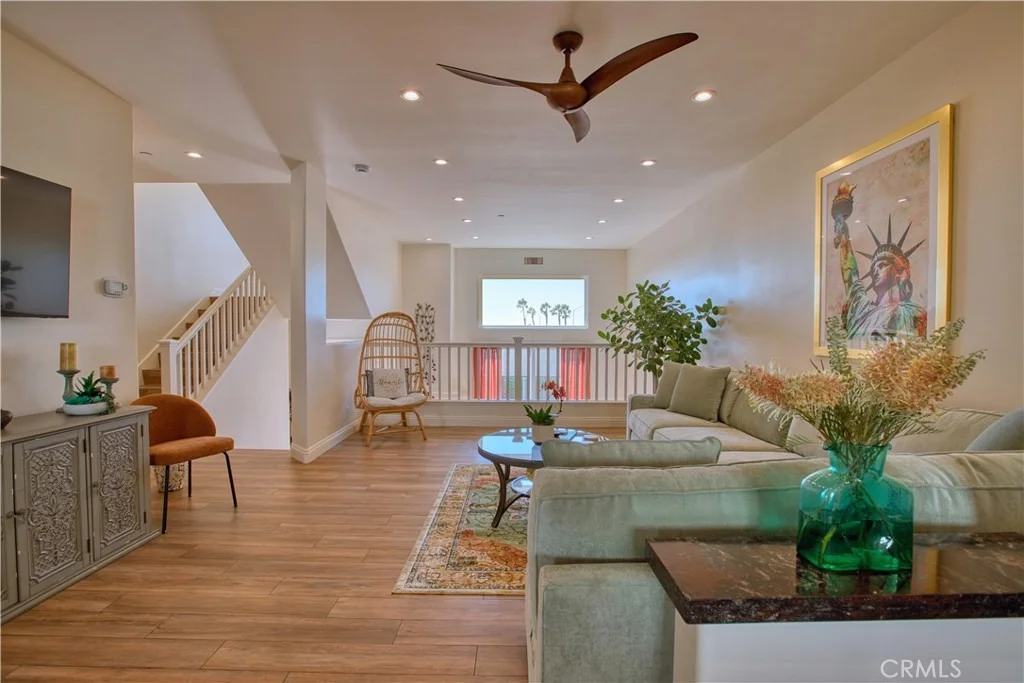 Photo of 19261 SURFVIEW Drive