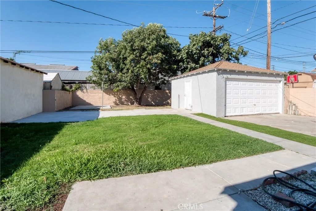 Photo of 8237 Arnett