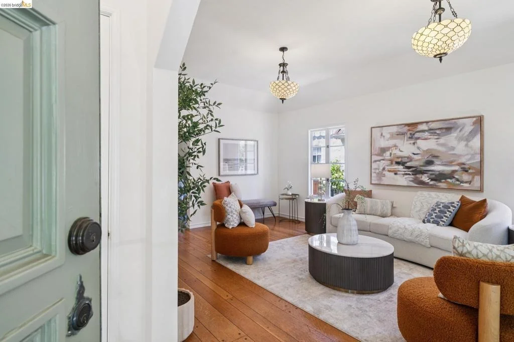 Photo of 957 Lee Ave