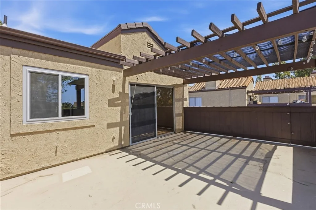 Photo of Unit G at 9362 Shadowood Drive